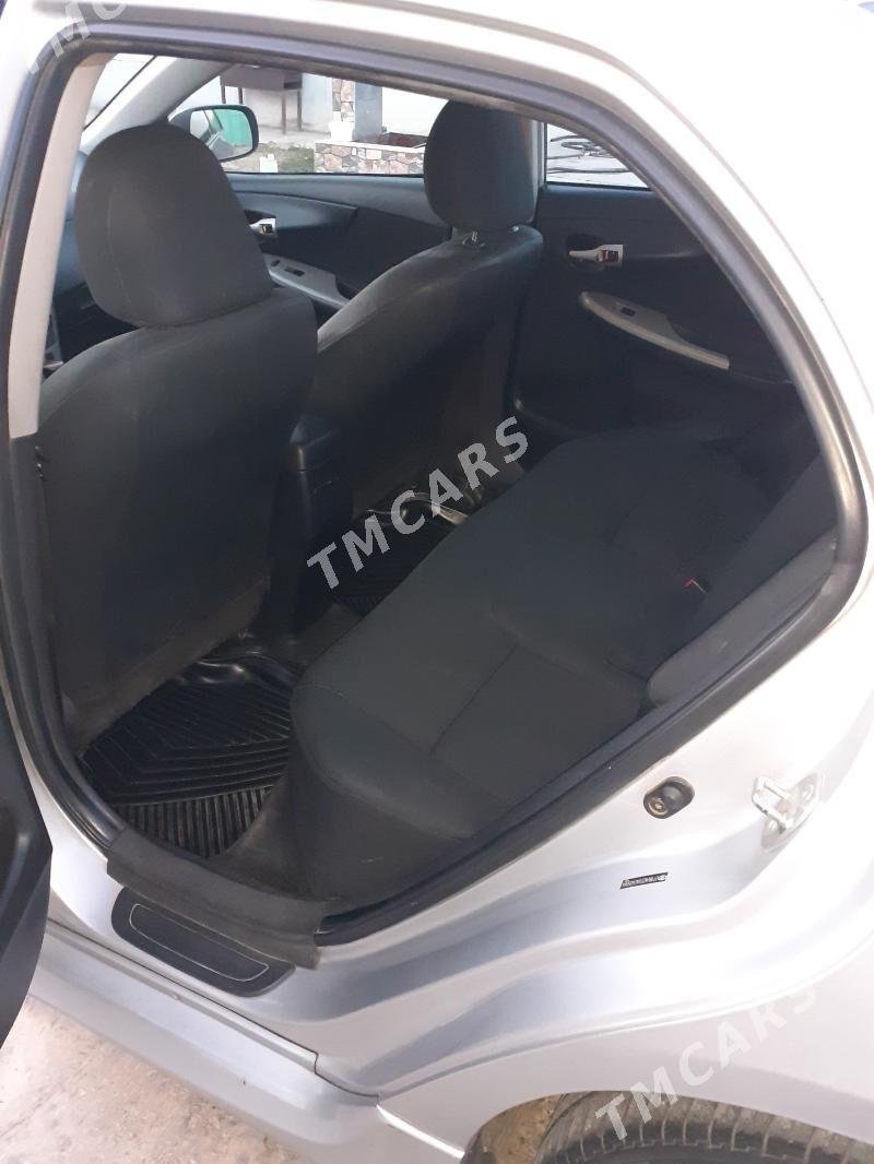 Toyota Corolla 2010 - 150 000 TMT - Тязе заман - img 4