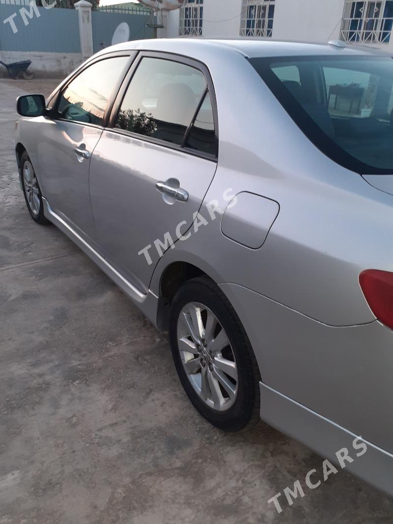 Toyota Corolla 2010 - 150 000 TMT - Тязе заман - img 3