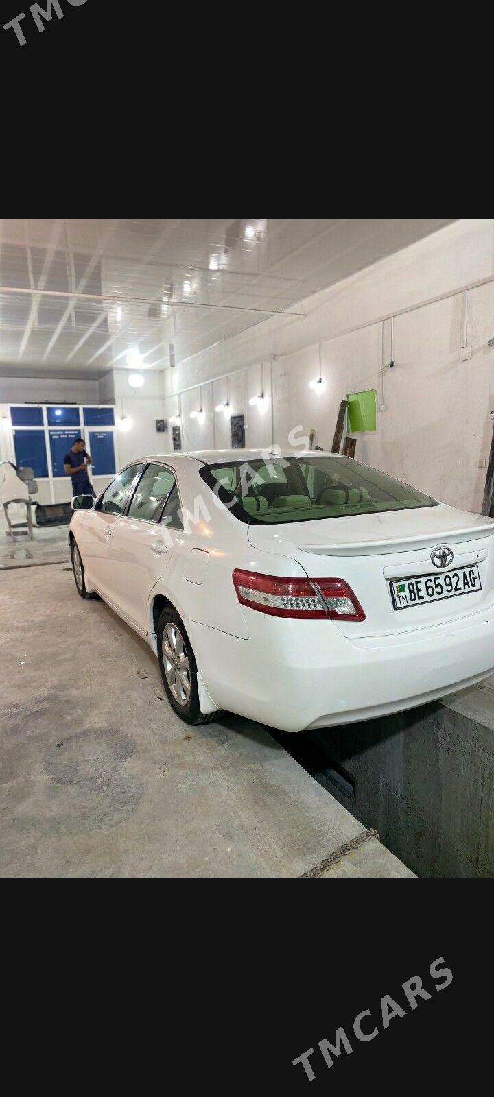 Toyota Camry 2011 - 150 000 TMT - Ашхабад - img 2