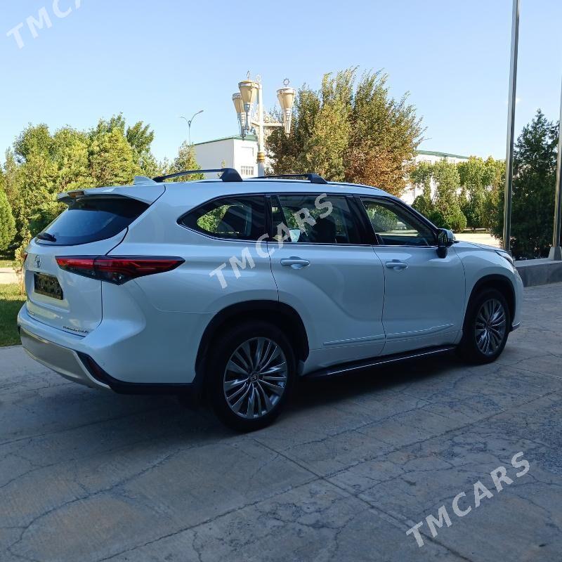 Toyota Highlander 2022 - 745 000 TMT - Daşoguz - img 8