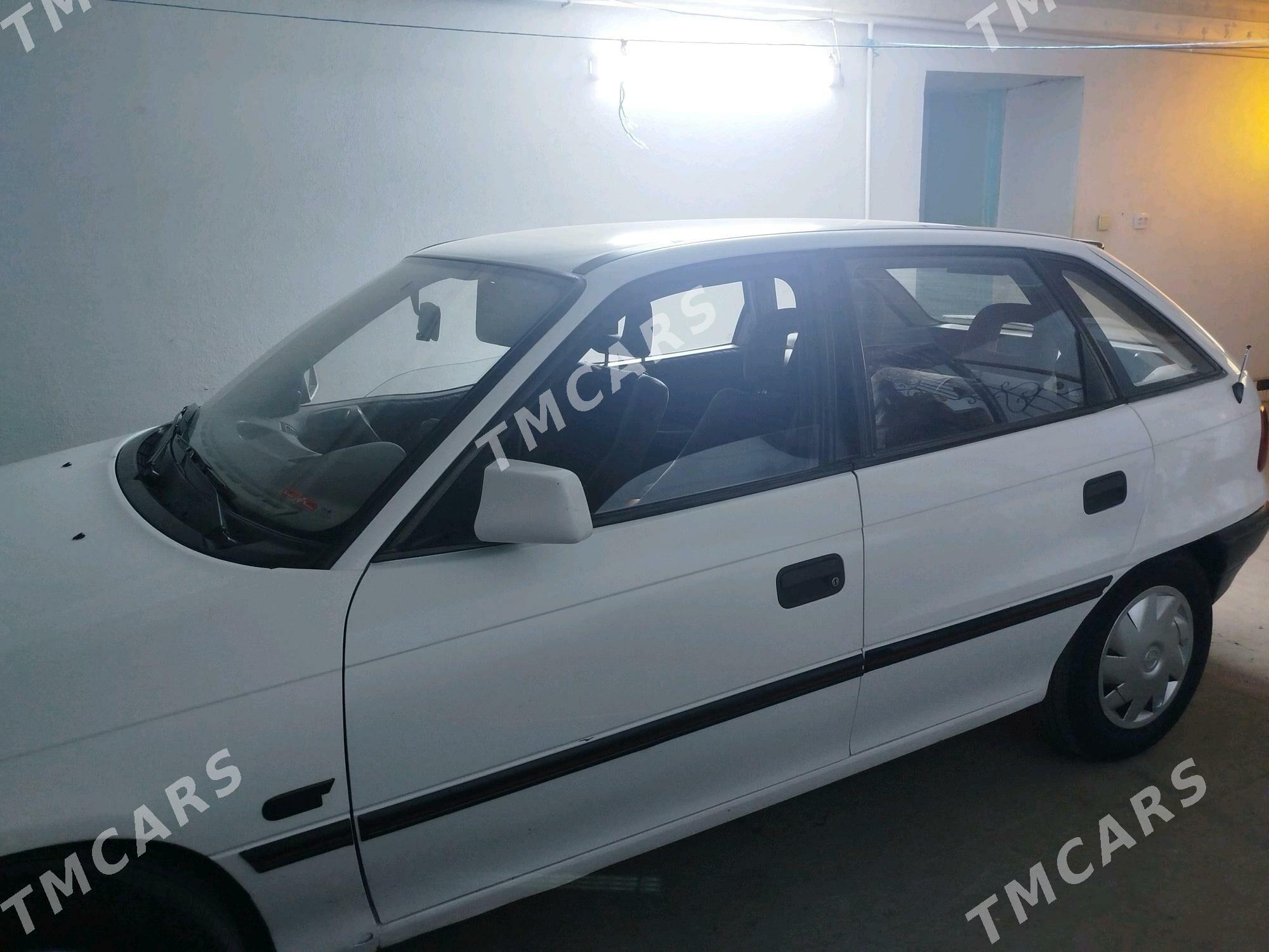 Opel Astra 1992 - 30 000 TMT - Daşoguz - img 3