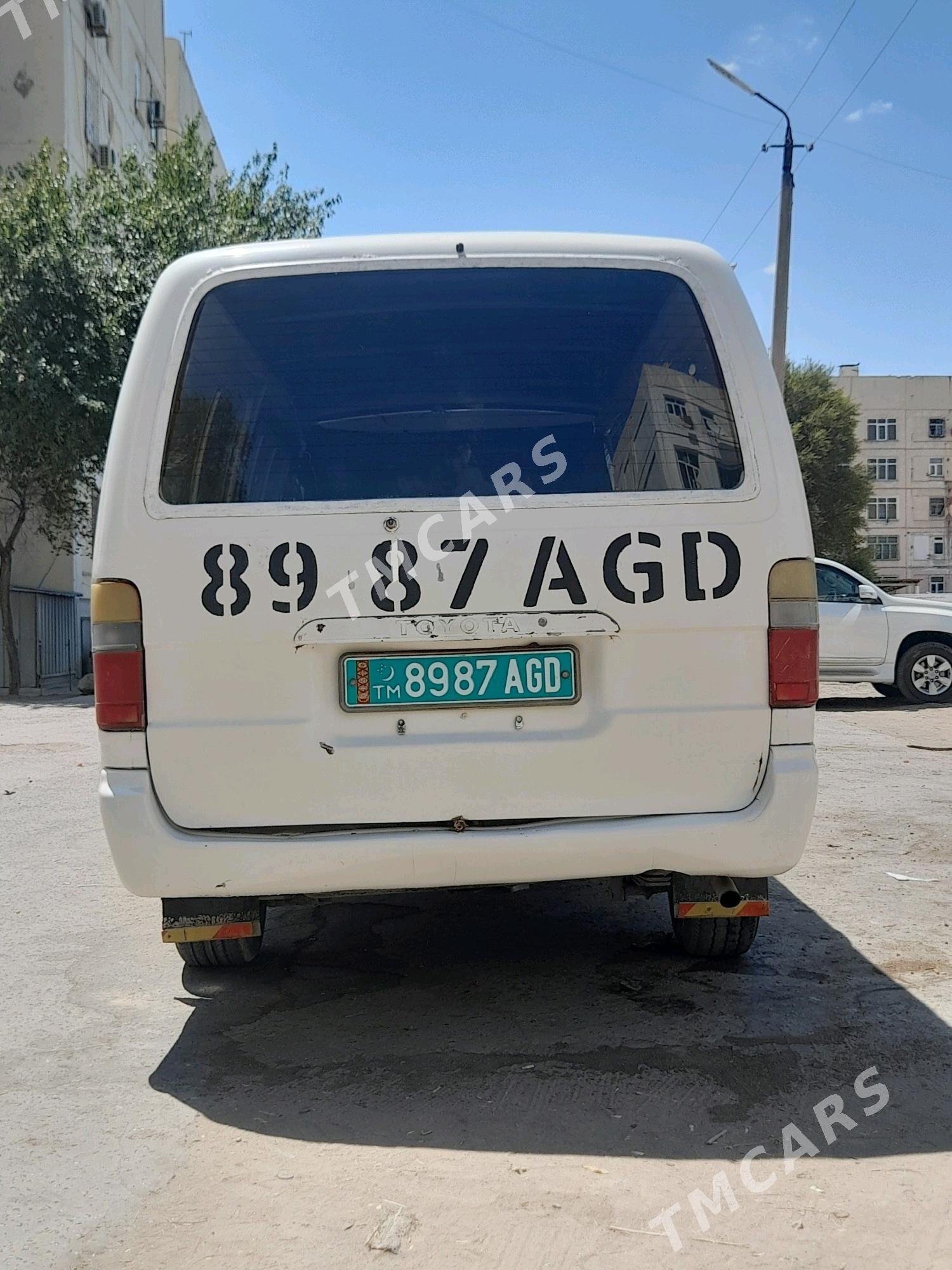 Toyota Hiace 2000 - 99 000 TMT - Daşoguz - img 2