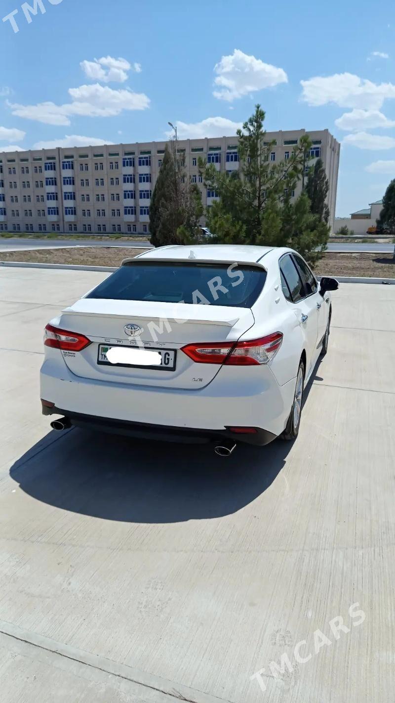Toyota Camry 2018 - 295 000 TMT - Aşgabat - img 6