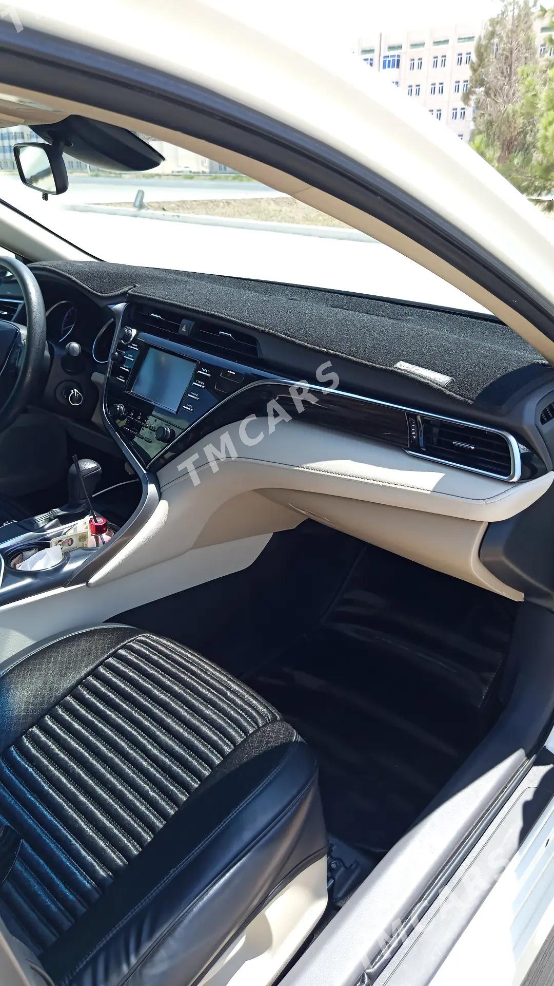 Toyota Camry 2018 - 295 000 TMT - Aşgabat - img 4