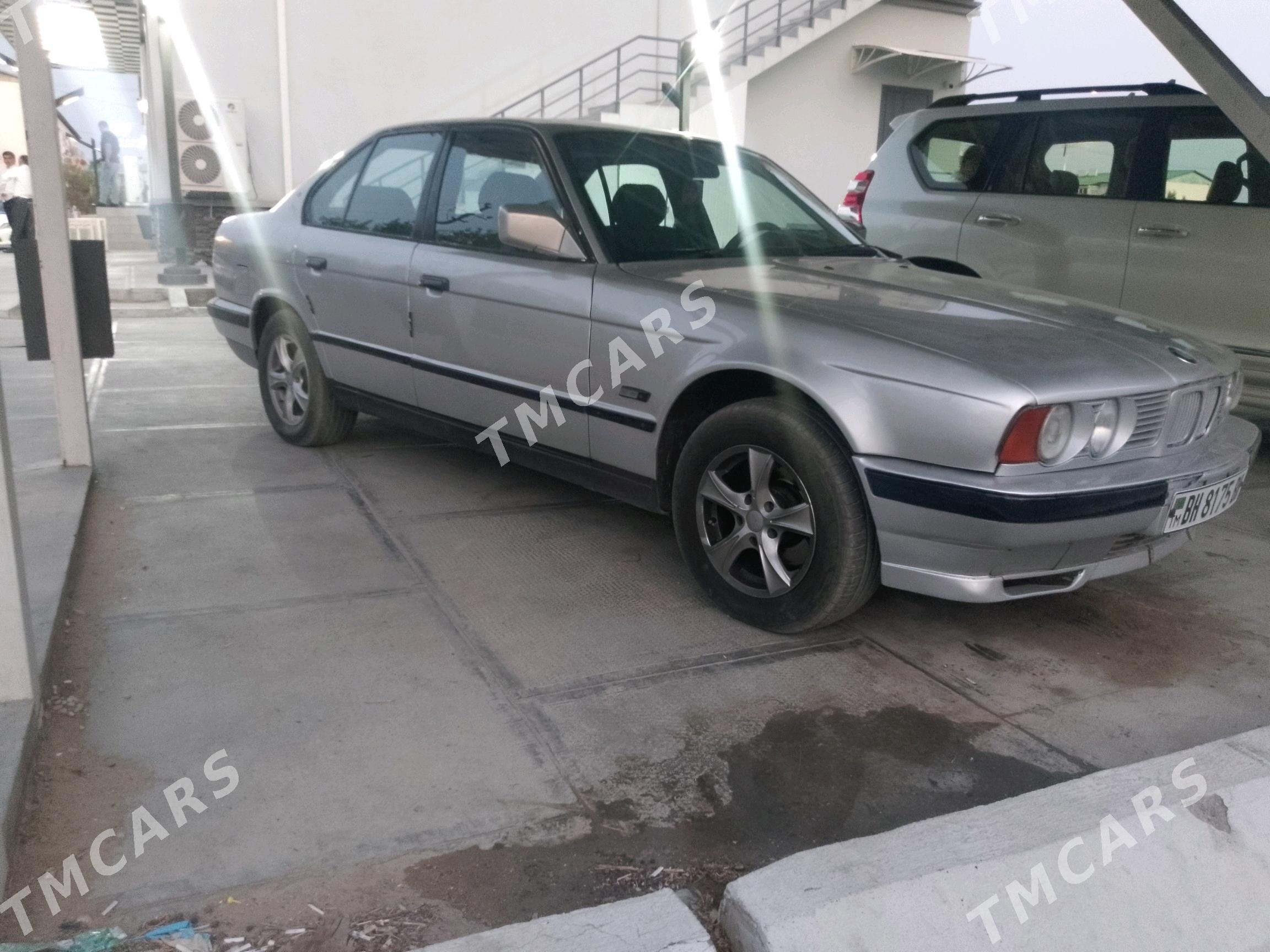 BMW 535 1990 - 26 000 TMT - Balkanabat - img 4