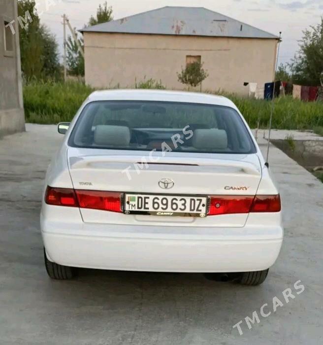 Toyota Camry 2000 - 146 000 TMT - Губадаг - img 6