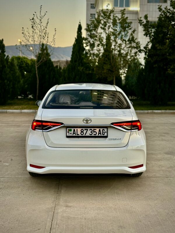 Toyota Corolla 2022 - 299 000 TMT - Aşgabat - img 4