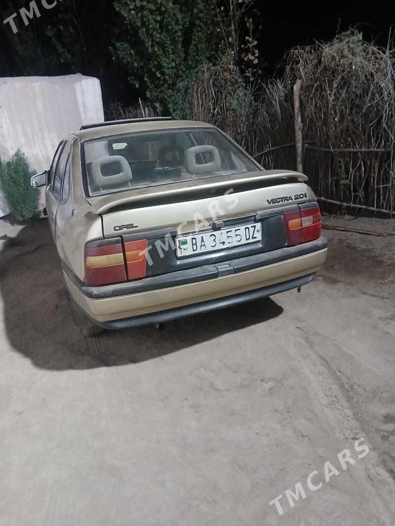 Opel Vectra 1989 - 15 000 TMT - Gubadag - img 2
