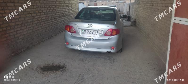 Toyota Camry 2010 - 120 000 TMT - Saýat - img 3