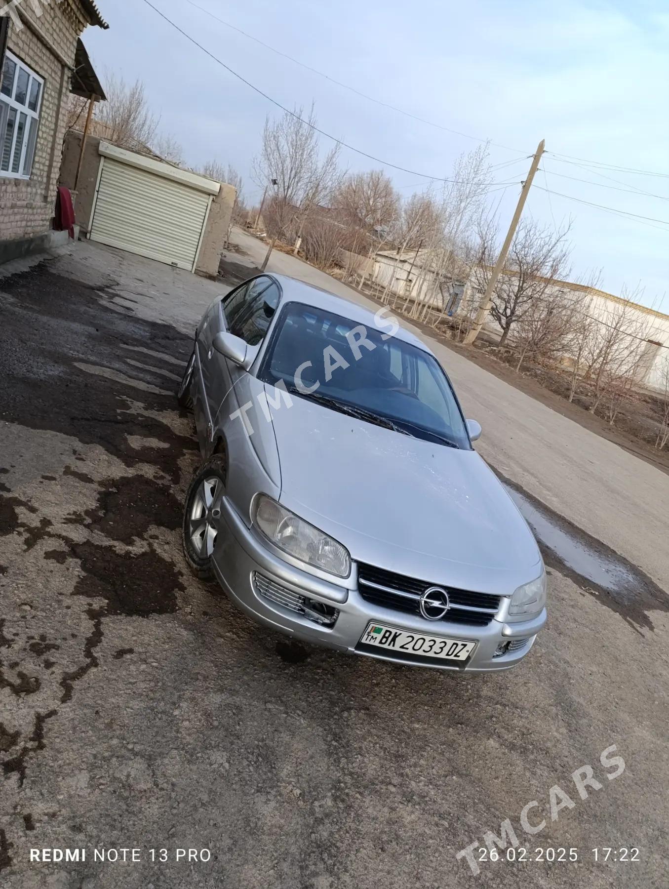 Opel Omega 1995 - 40 000 TMT - Губадаг - img 3