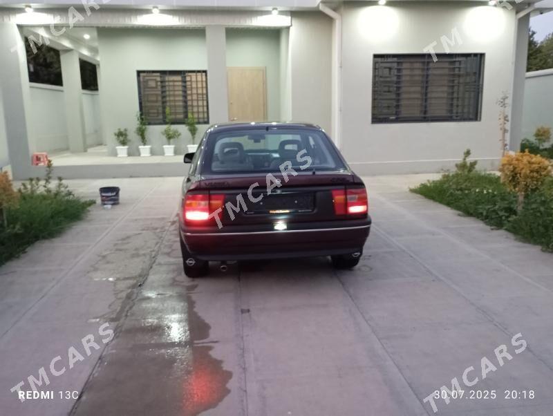 Opel Vectra 1992 - 40 000 TMT - Mary - img 3