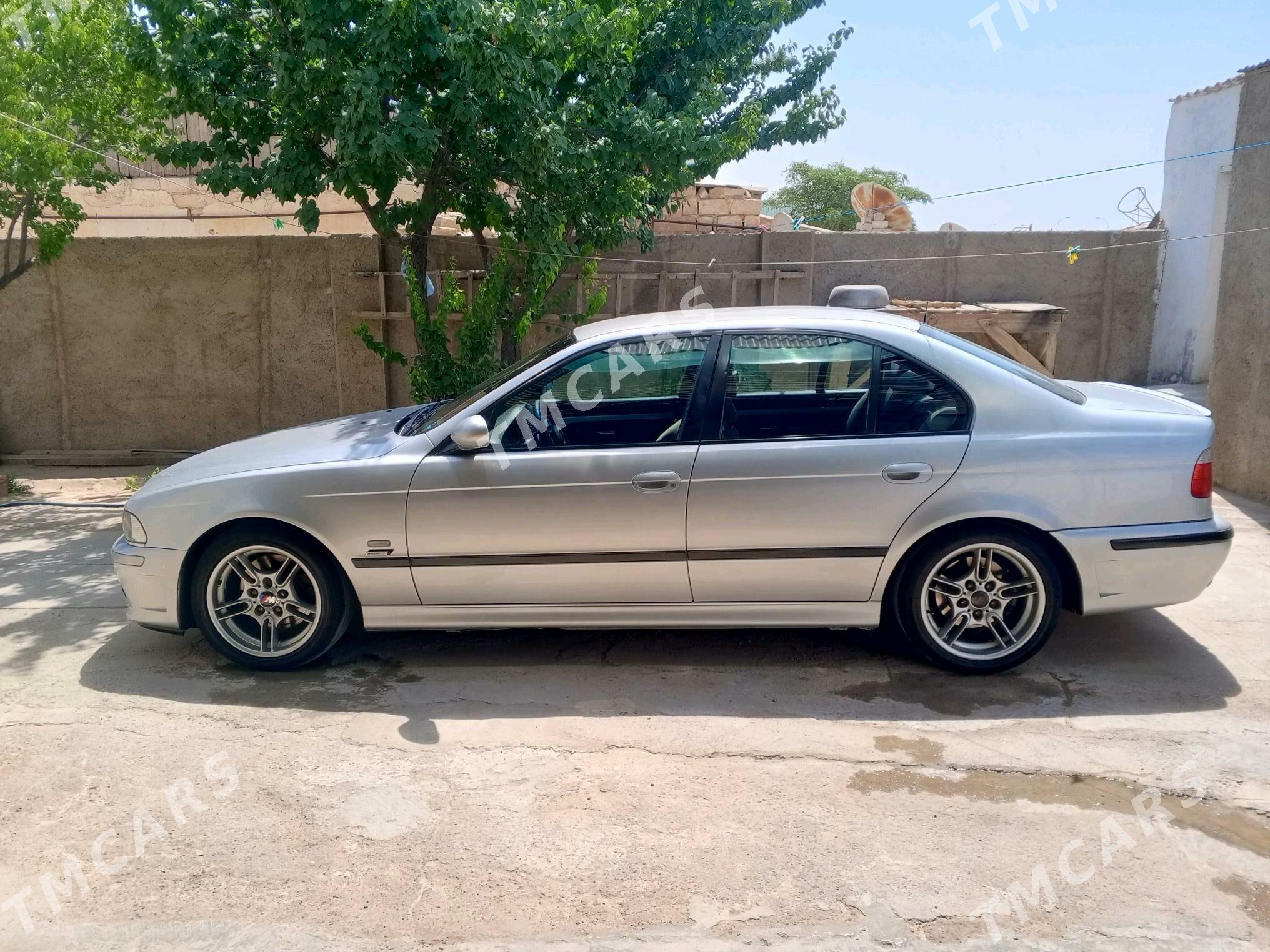 BMW 5 Series 2002 - 140 000 TMT - Türkmenbaşy - img 3