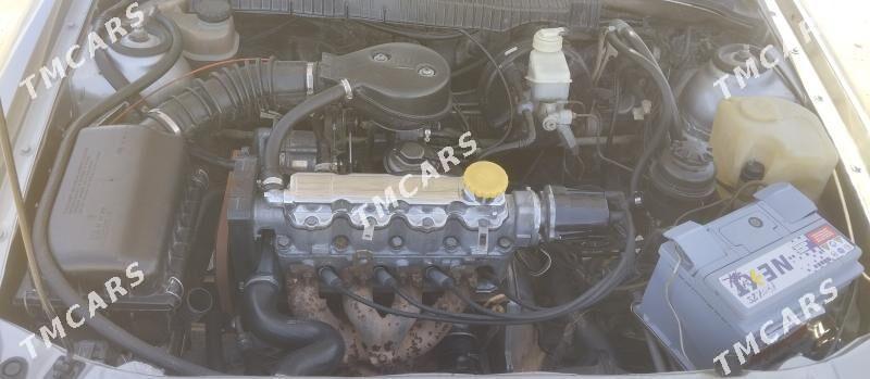 Opel Vectra 1995 - 37 000 TMT - Магданлы - img 5