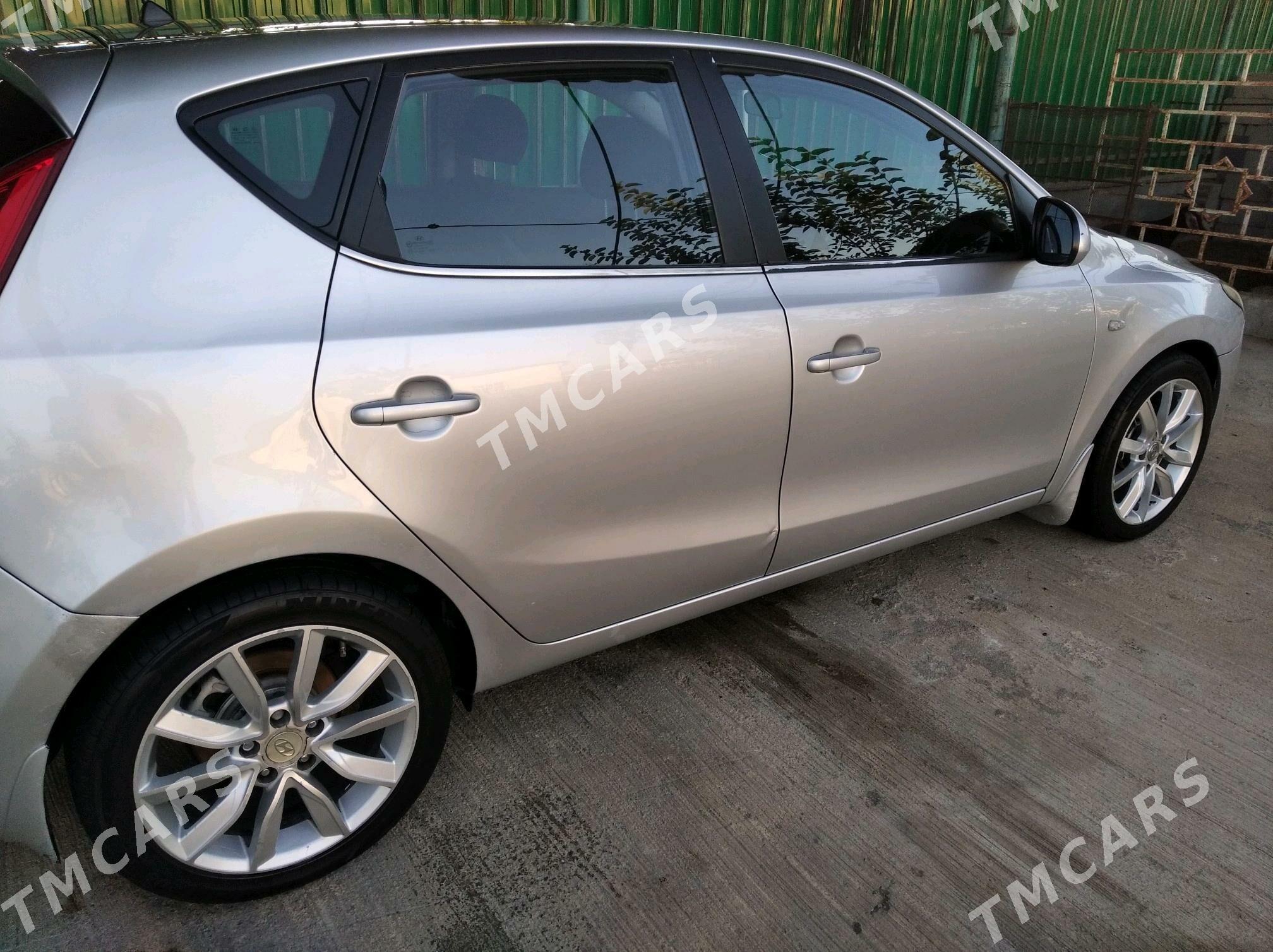 Hyundai I30 2011 - 124 000 TMT - Бекреве - img 4