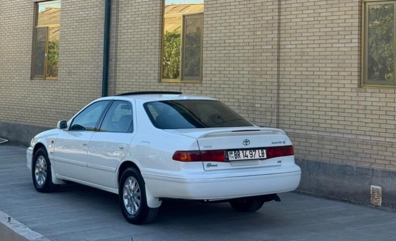 Toyota Camry 2000 - 170 000 TMT - Сакар - img 5