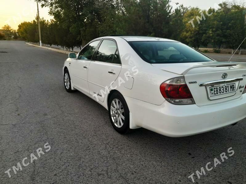 Toyota Camry 2004 - 210 000 TMT - Байрамали - img 3