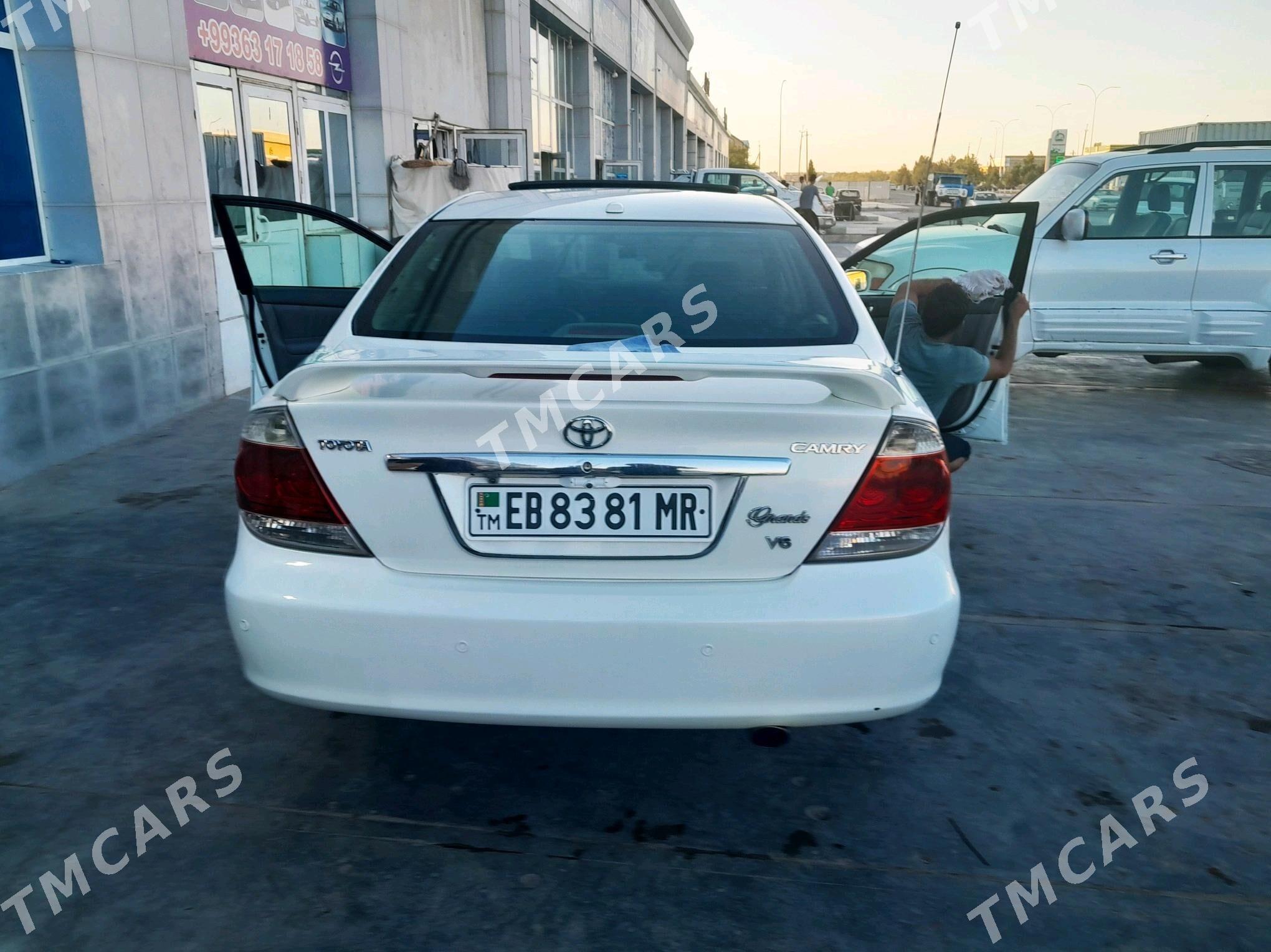 Toyota Camry 2004 - 210 000 TMT - Байрамали - img 8