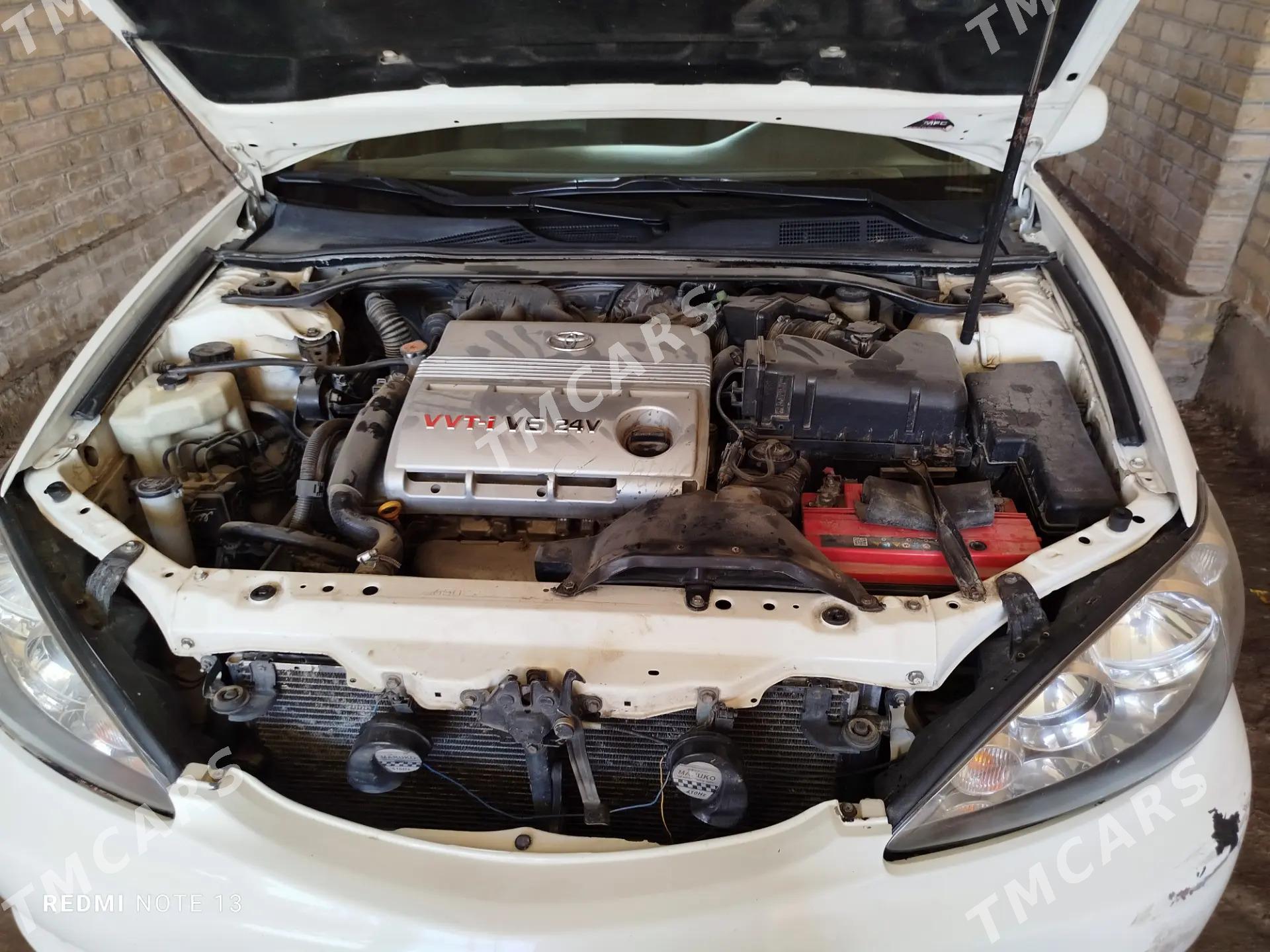 Toyota Camry 2005 - 220 000 TMT - Çärjew - img 3