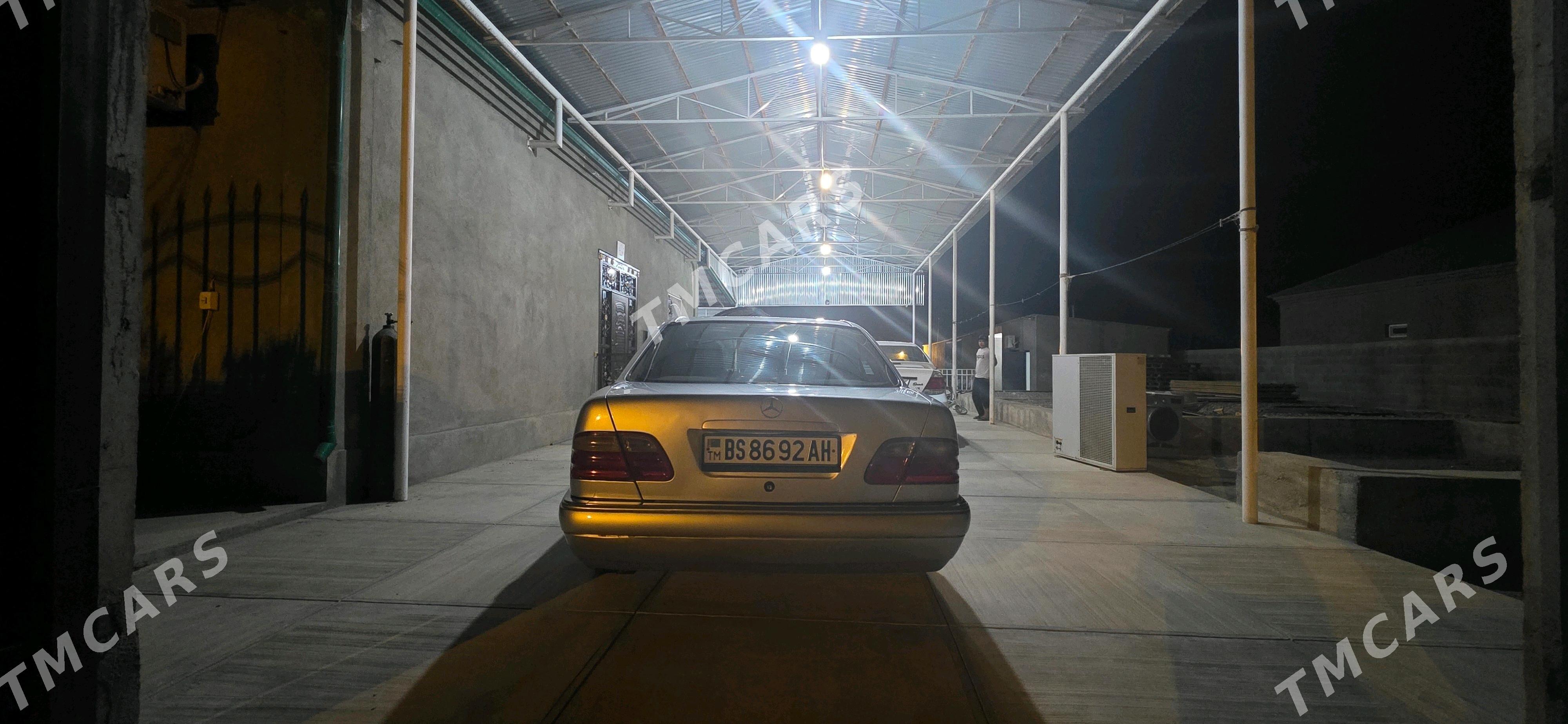 Mercedes-Benz E430 1999 - 89 000 TMT - Гёкдепе - img 5