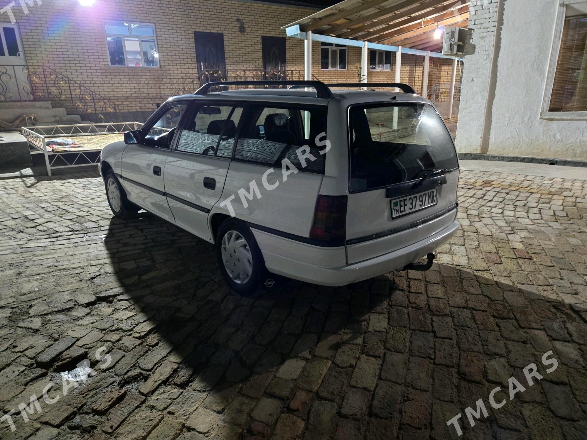 Opel Astra 1995 - 31 000 TMT - Мары - img 3
