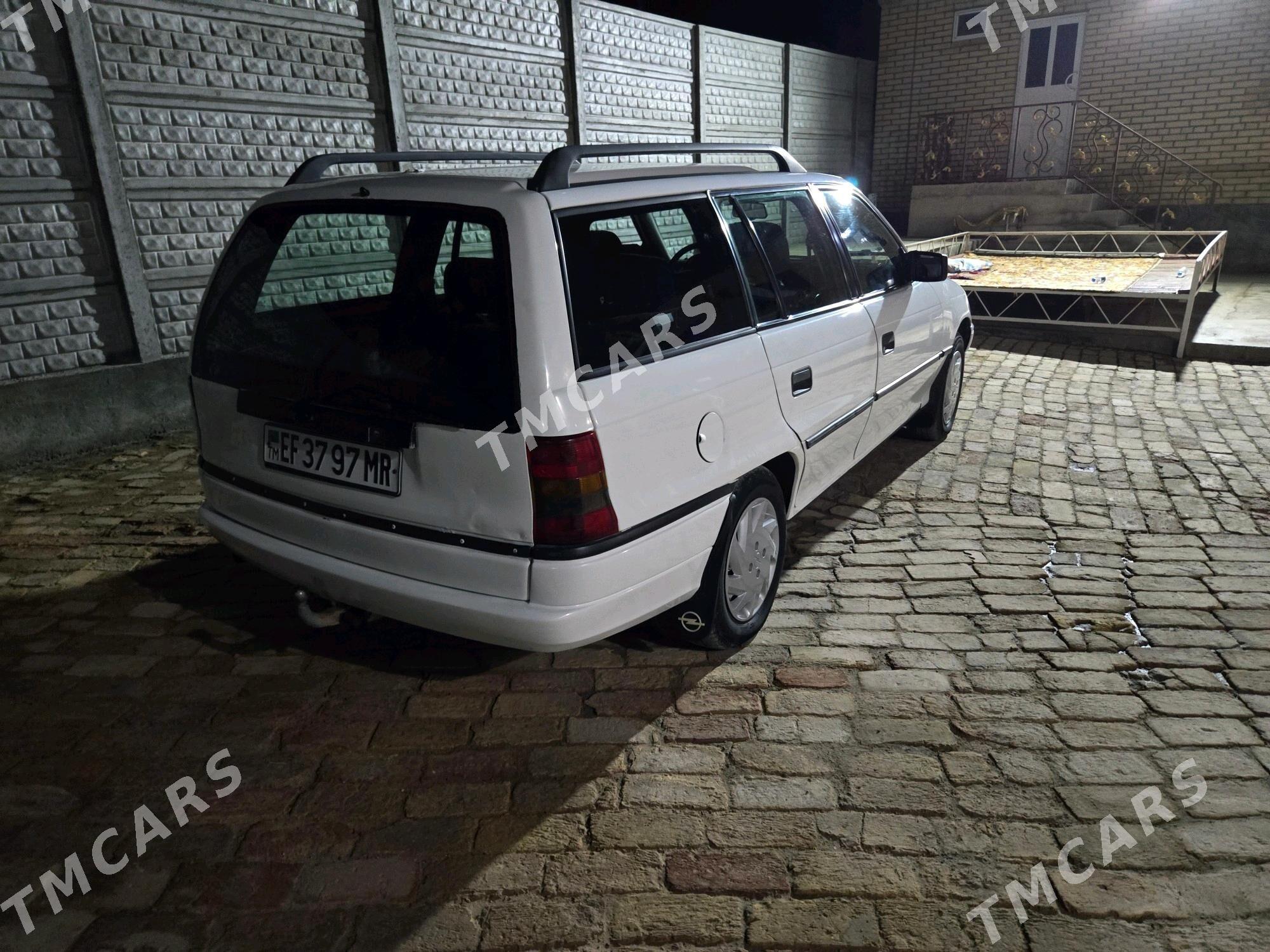 Opel Astra 1995 - 31 000 TMT - Мары - img 4