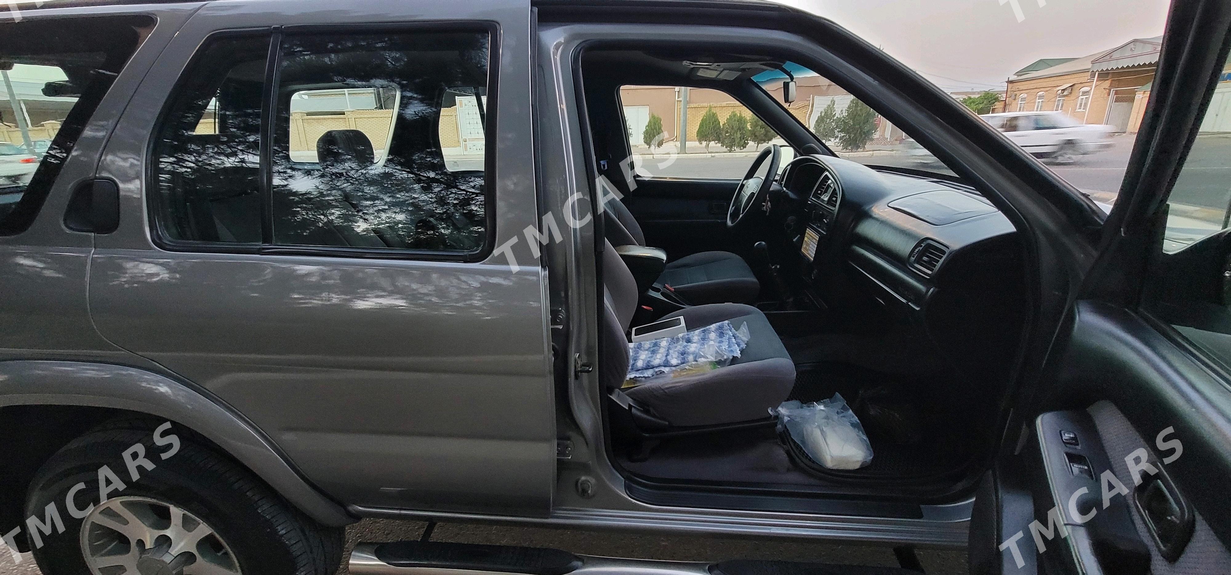 Nissan Pathfinder 2000 - 105 000 TMT - Mary - img 4