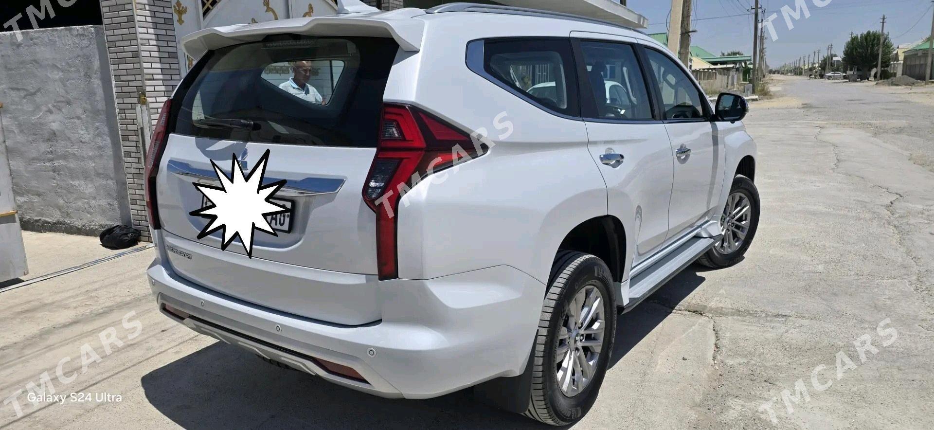 Mitsubishi Pajero 2020 - 460 000 TMT - Кёнеургенч - img 3