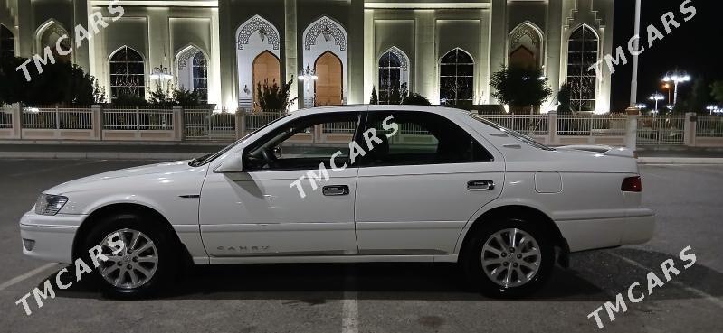 Toyota Camry 2001 - 140 000 TMT - Дянев - img 5