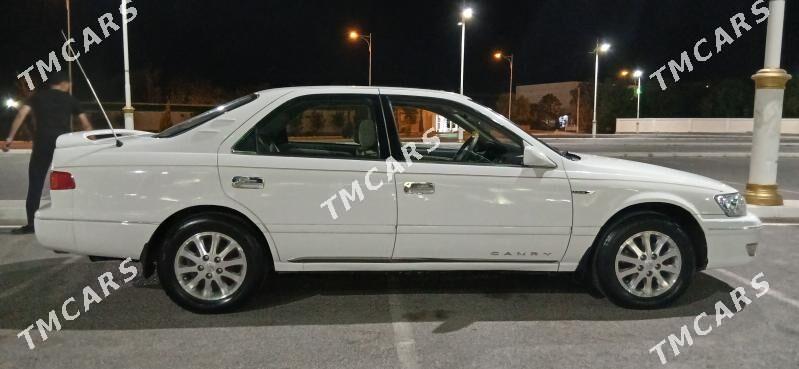 Toyota Camry 2001 - 140 000 TMT - Дянев - img 2