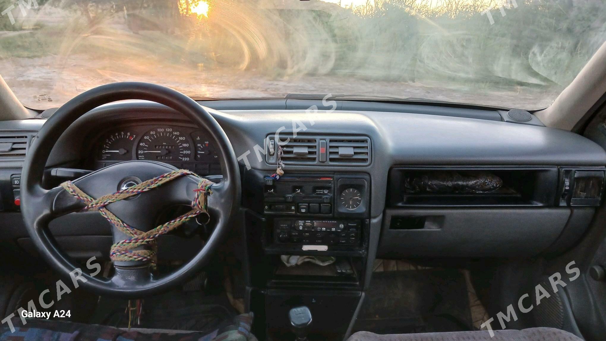 Opel Vectra 1993 - 40 000 TMT - Akdepe - img 3