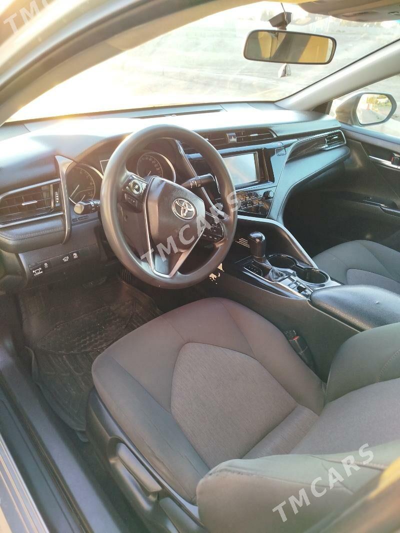 Toyota Camry 2019 - 260 000 TMT - Гороглы (Тагта) - img 3