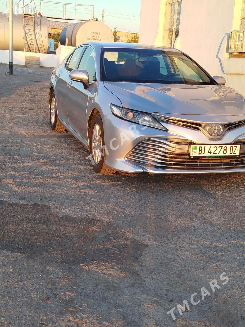 Toyota Camry 2019 - 260 000 TMT - Гороглы (Тагта) - img 1