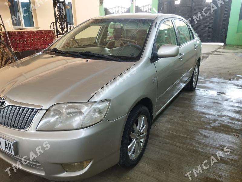 Toyota Corolla 2004 - 85 000 TMT - Гёкдепе - img 1