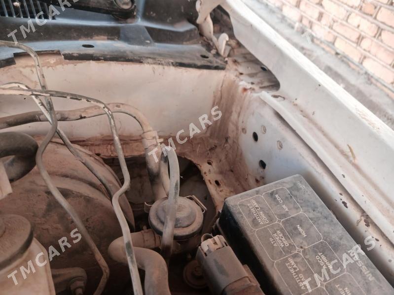 Nissan Pathfinder 1998 - 45 000 TMT - Векильбазар - img 4
