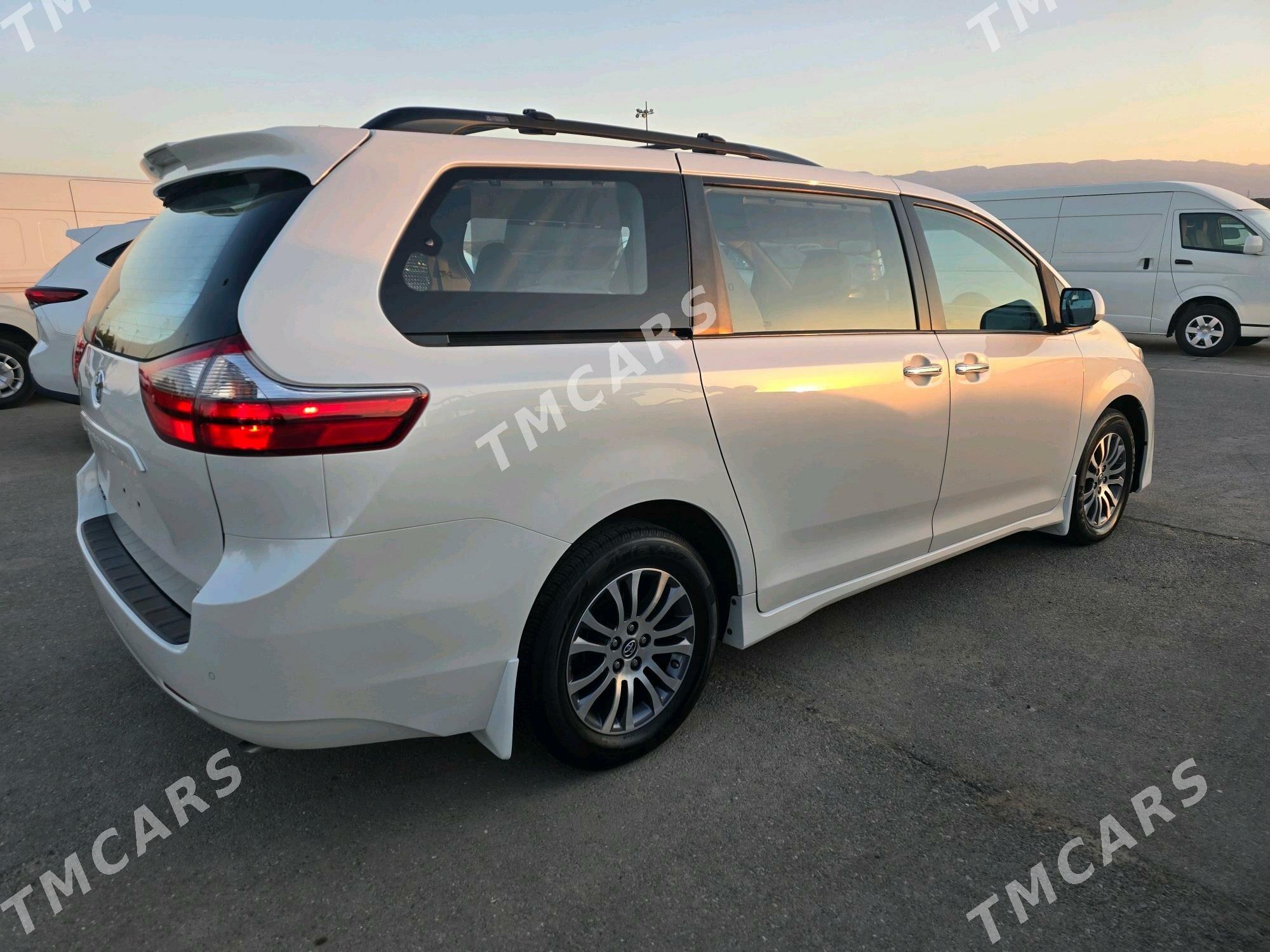 Toyota Sienna 2019 - 510 000 TMT - Ашхабад - img 3