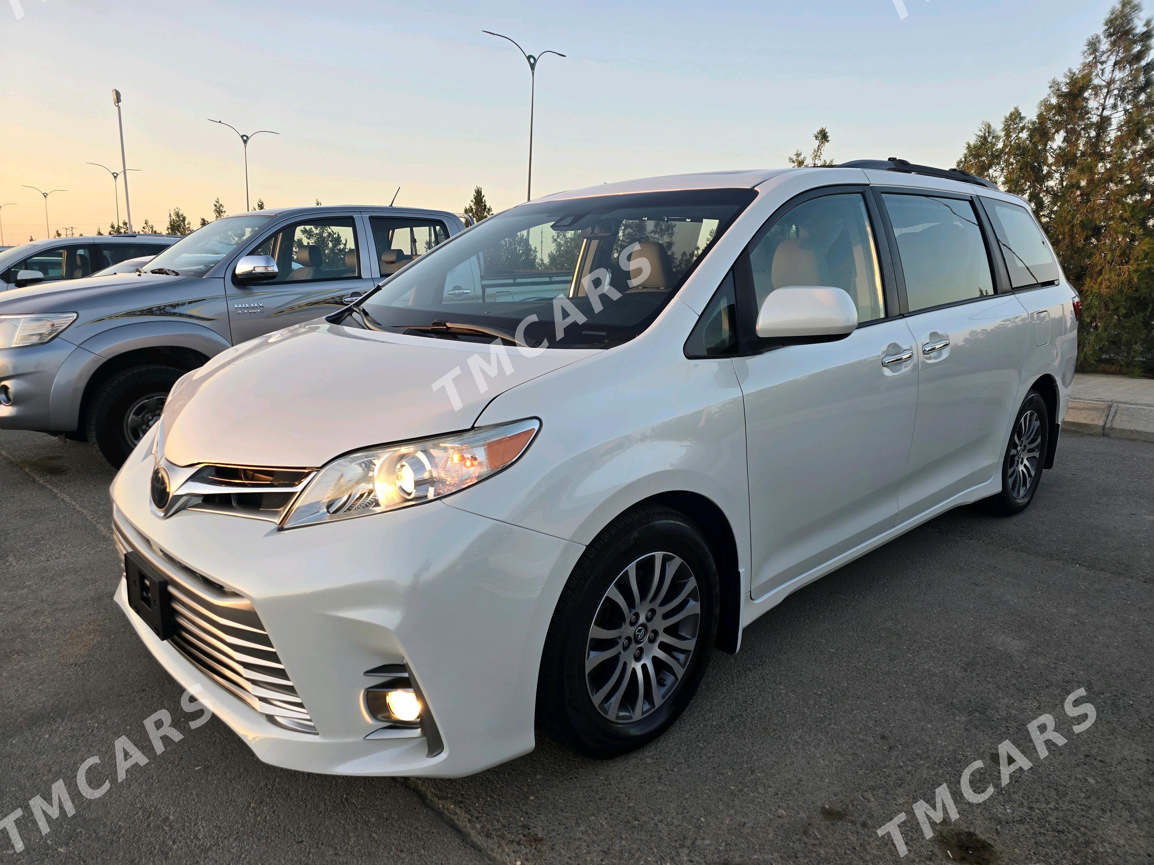 Toyota Sienna 2019 - 510 000 TMT - Ашхабад - img 5
