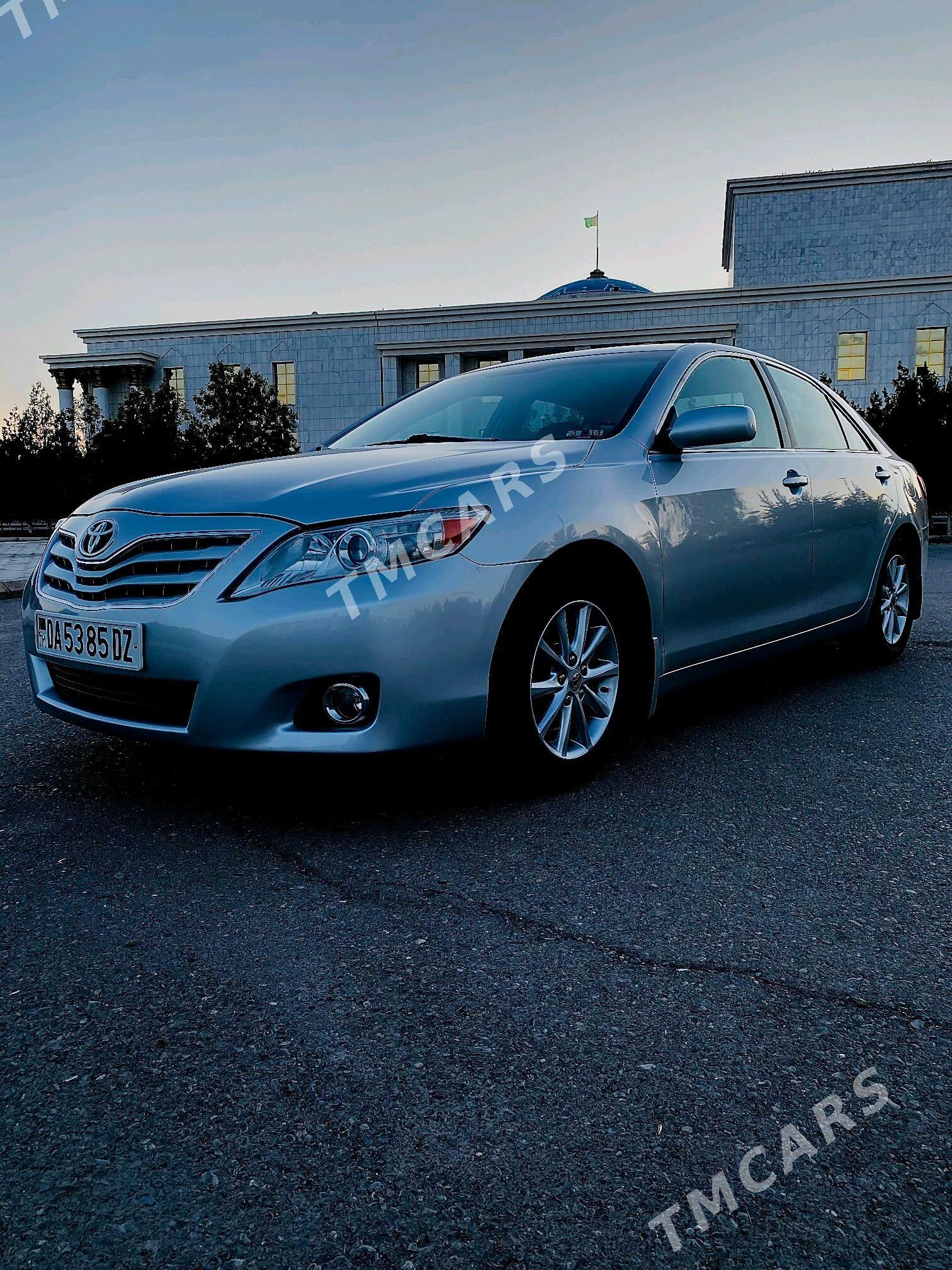 Toyota Camry 2010 - 205 000 TMT - Дашогуз - img 2