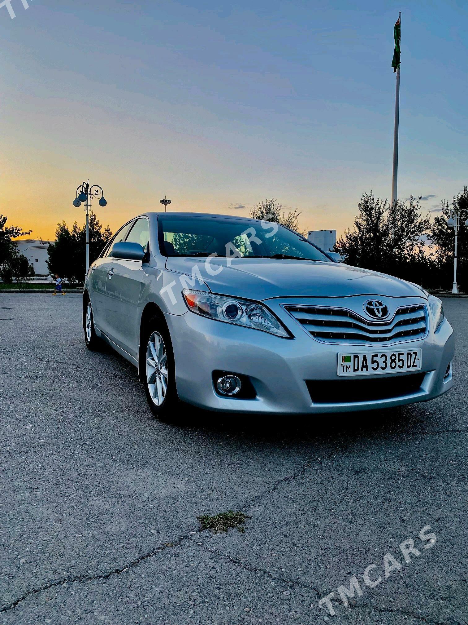 Toyota Camry 2010 - 205 000 TMT - Дашогуз - img 3