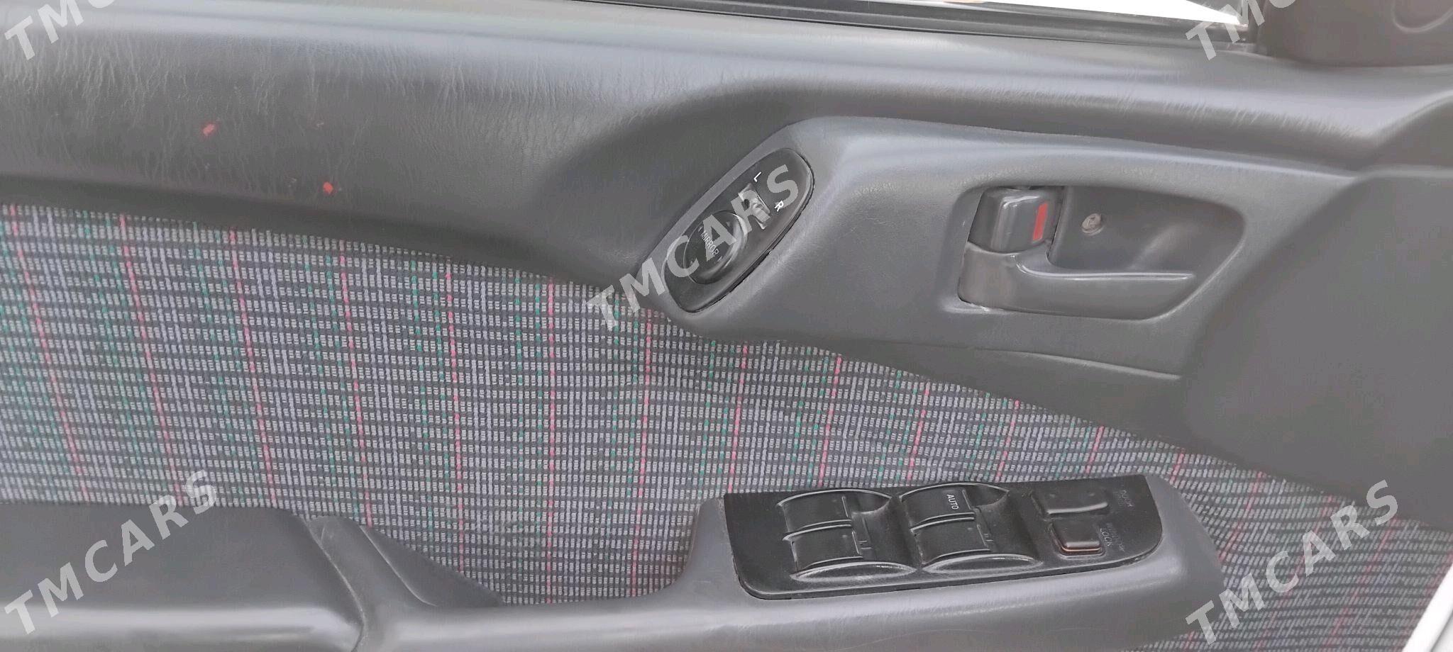 Toyota Carina 1995 - 90 000 TMT - Kerki - img 9