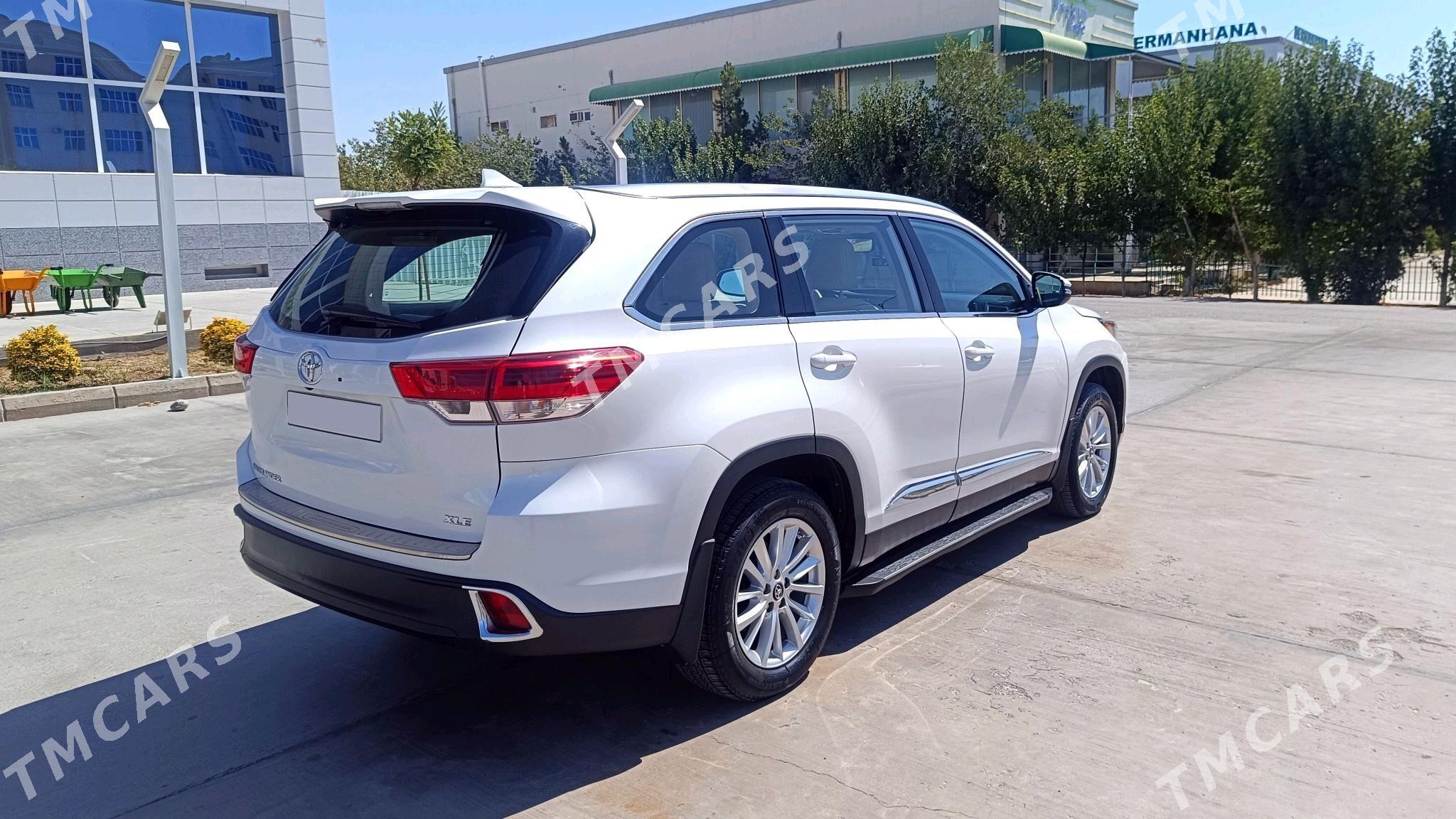 Toyota Highlander 2019 - 520 000 TMT - Ашхабад - img 3