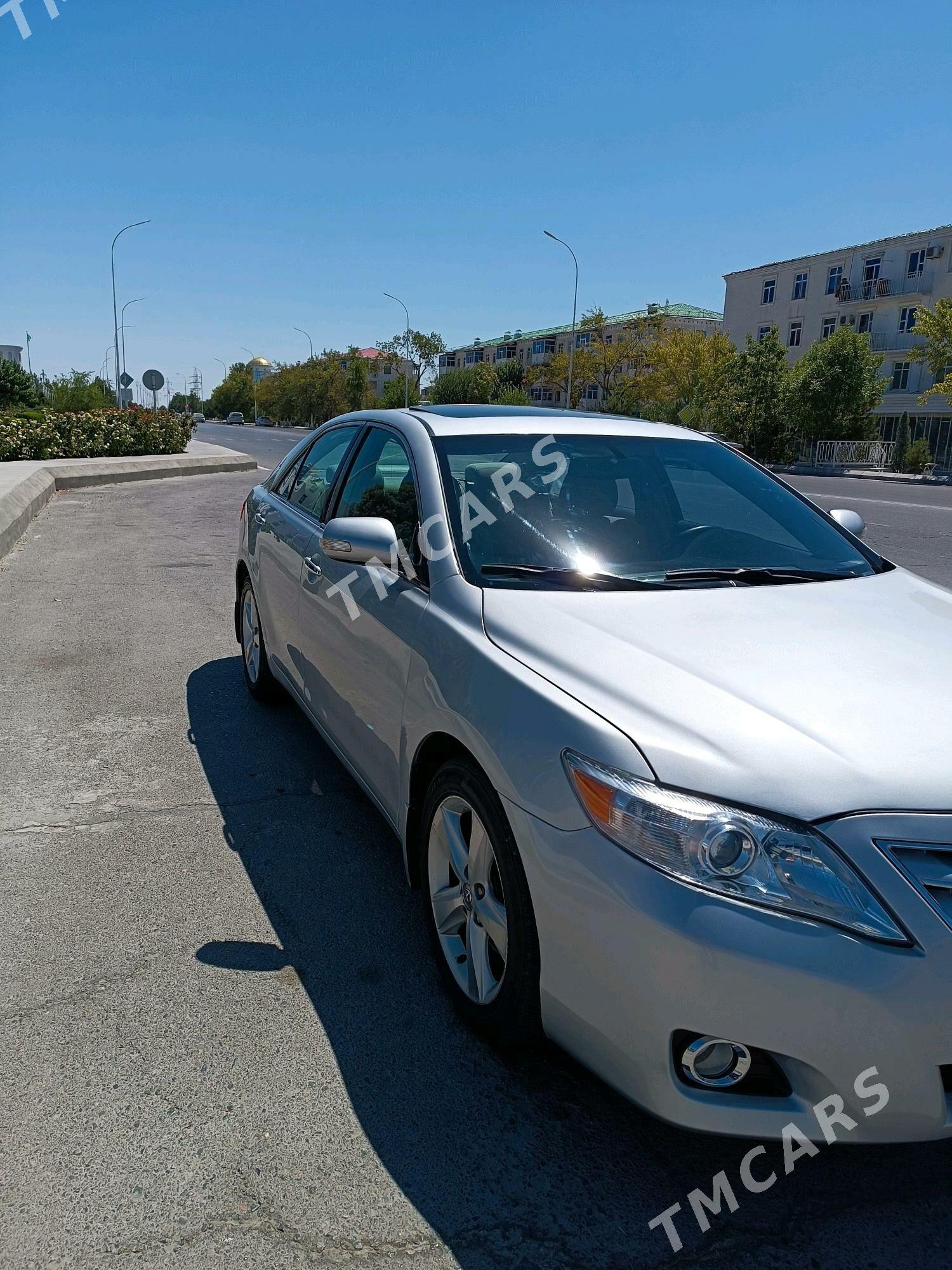 Toyota Camry 2011 - 180 000 TMT - Фарап - img 3