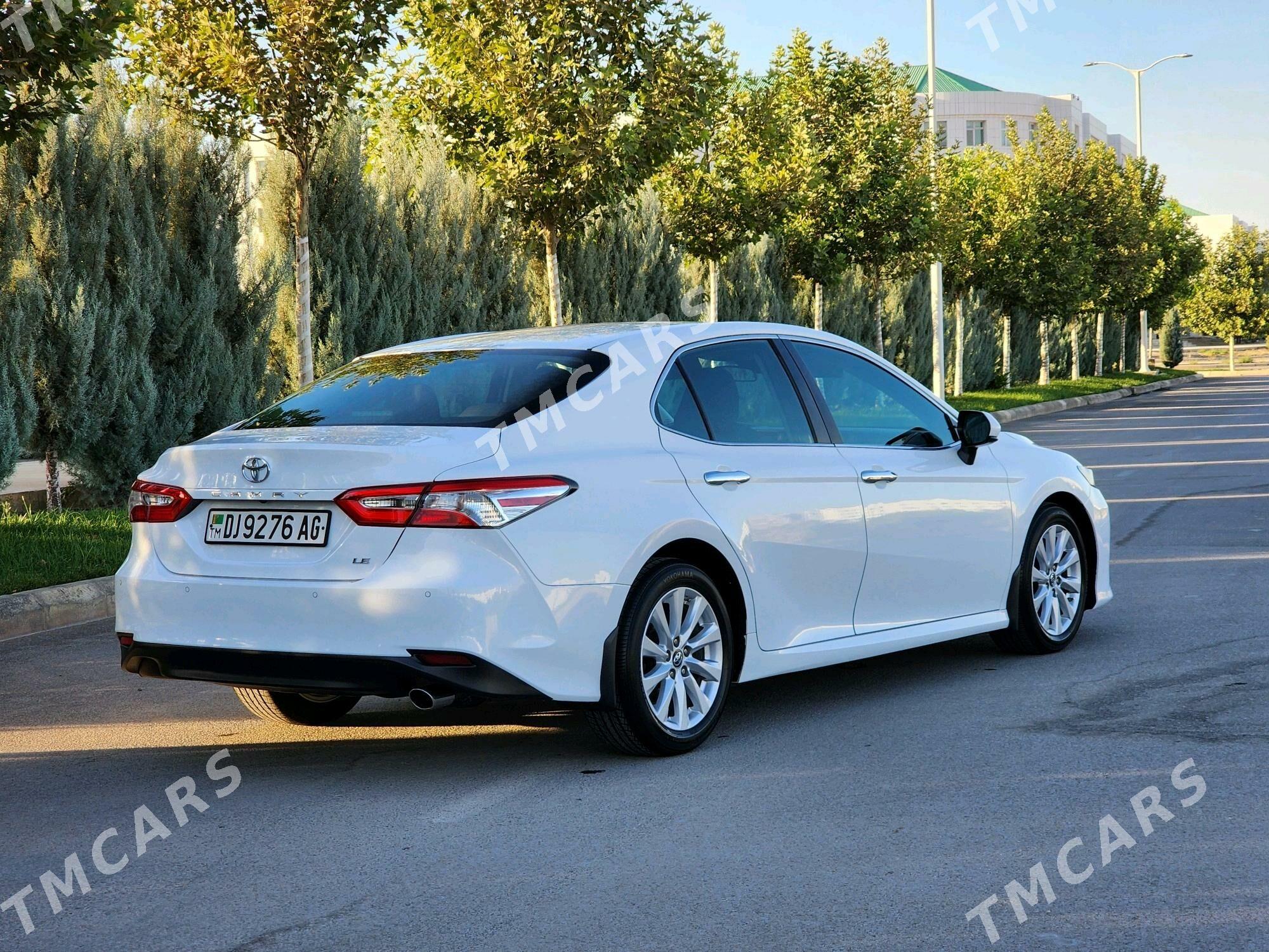 Toyota Camry 2018 - 290 000 TMT - Ашхабад - img 6