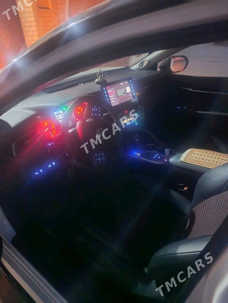 Toyota Camry 2021 - 500 000 TMT - Дянев - img 3