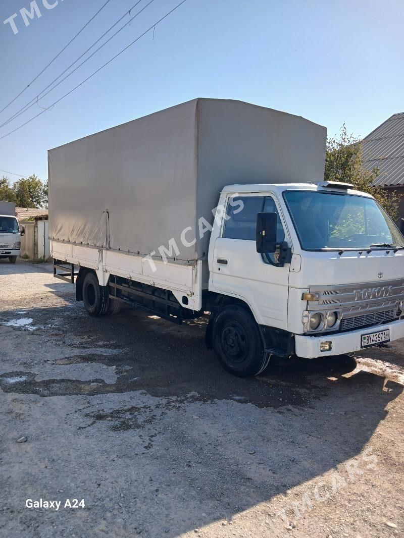 Toyota Dyna 1997 - 150 000 TMT - Гёкдепе - img 3