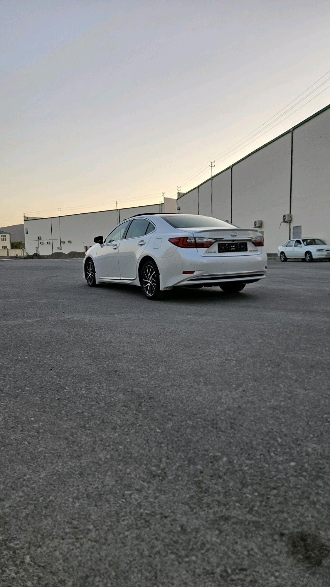 Lexus ES 350 2017 - 610 000 TMT - Ашхабад - img 5