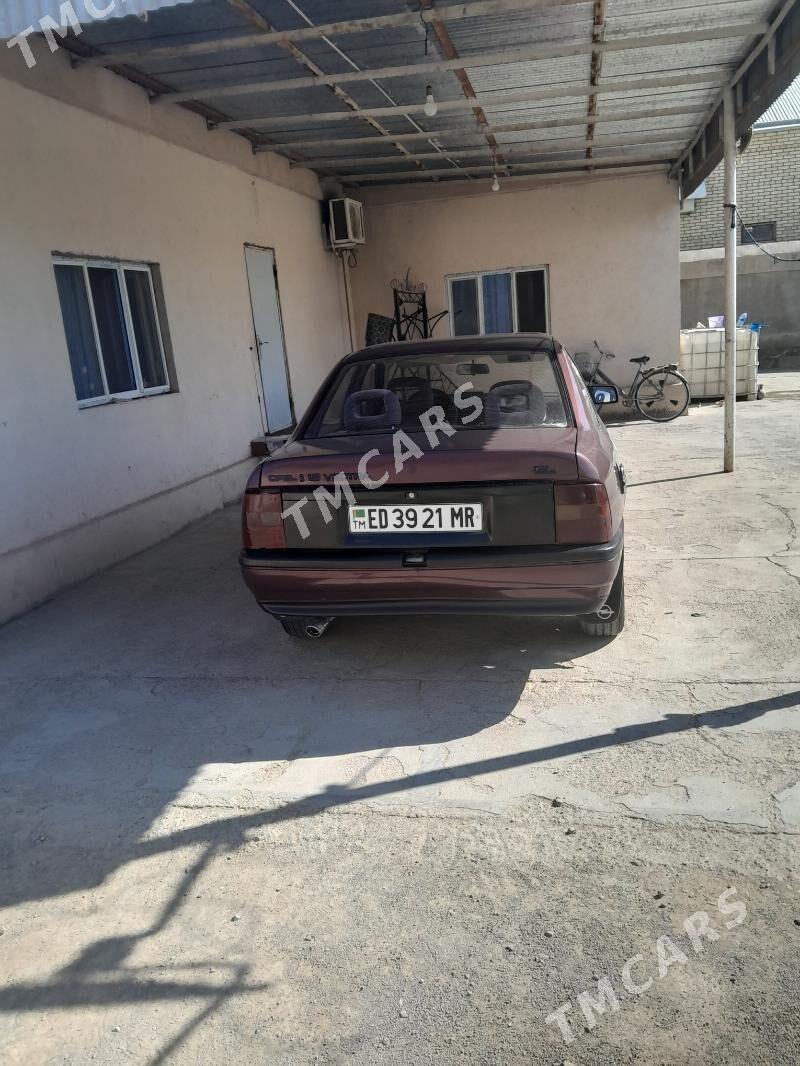 Opel Vectra 1990 - 19 000 TMT - Wekilbazar - img 4