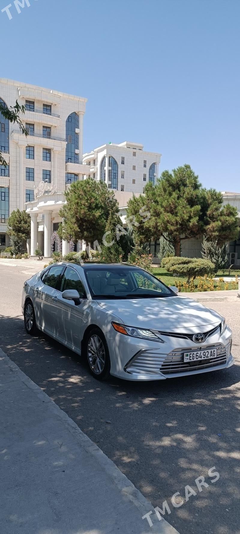 Toyota Camry 2023 - 475 000 TMT - Aşgabat - img 3