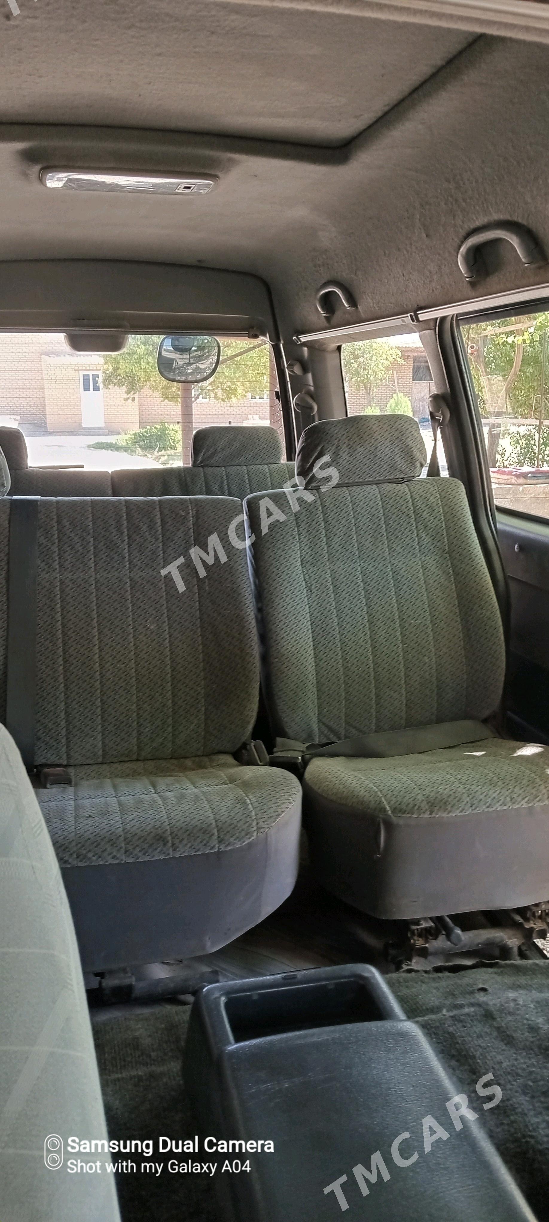 Toyota Town Ace 1996 - 46 000 TMT - Мары - img 5