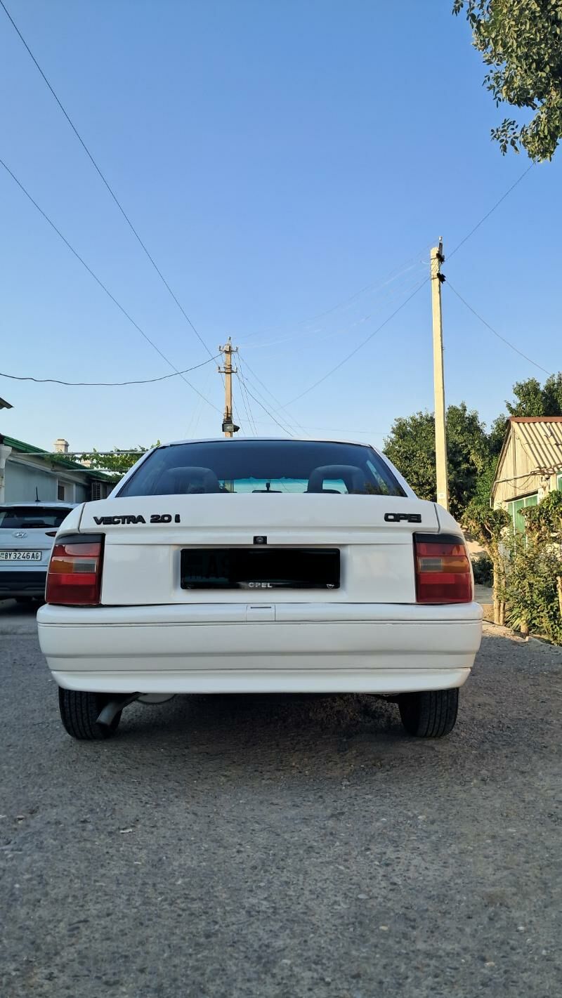 Opel Vectra 1991 - 40 000 TMT - Хитровка - img 3
