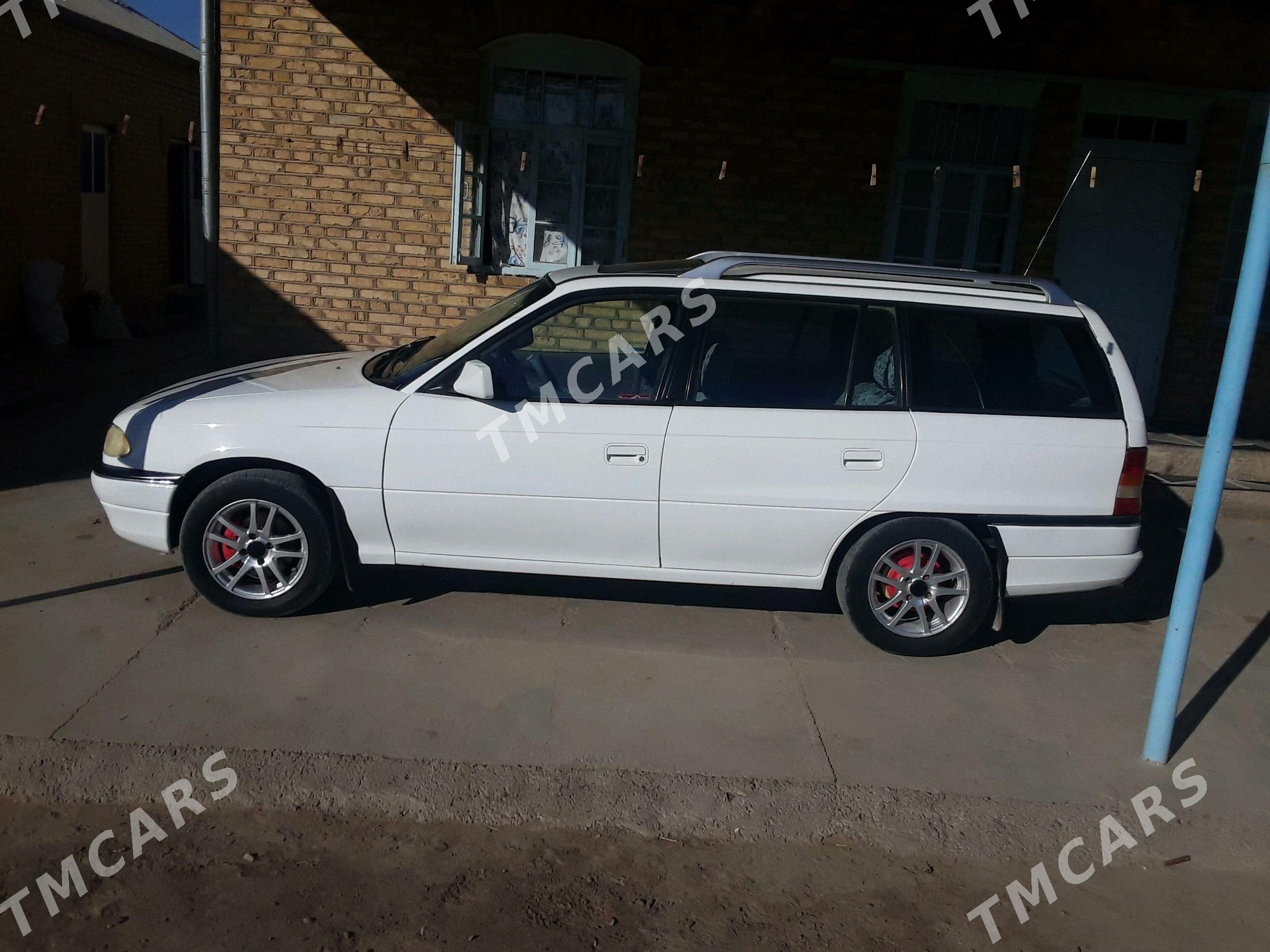 Opel Antara 1993 - 45 000 TMT - Мургап - img 2